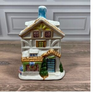 VTG Houston Harvest Ceramic House Tea Bag Canister Snowy Roof Lid Kitchen Decor